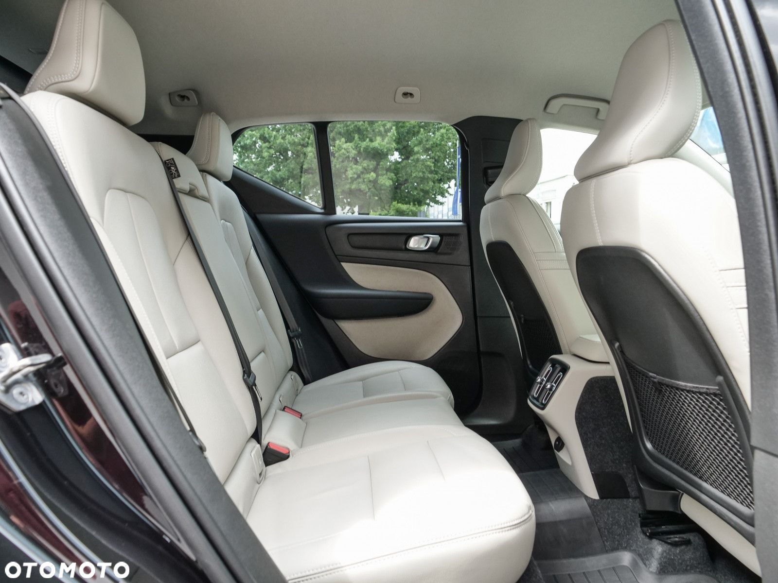 Volvo XC 40 - 30