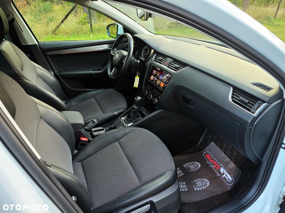 Skoda Octavia 2.0 TDI DSG Premium Edition - 8