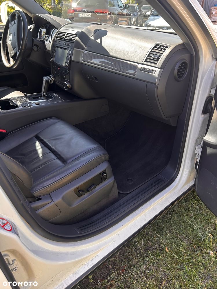 Volkswagen Touareg 3.0 V6 TDI DPF Automatik Individual - 12