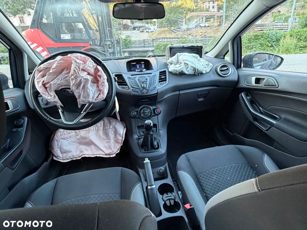 Ford Fiesta - 6