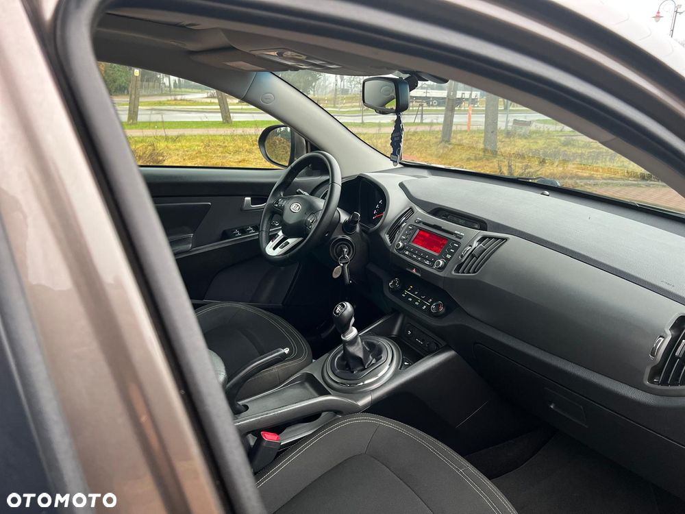 Kia Sportage 1.7 CRDI 2WD ISG Attract - 12