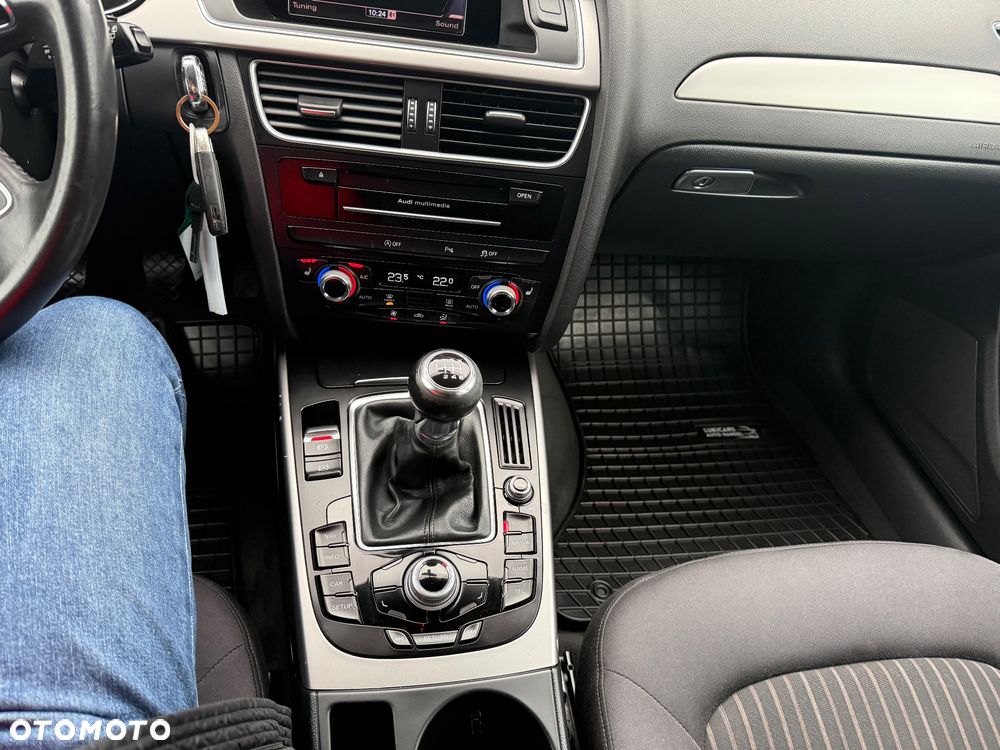 Audi A4 Avant 2.0 TDI ultra - 27