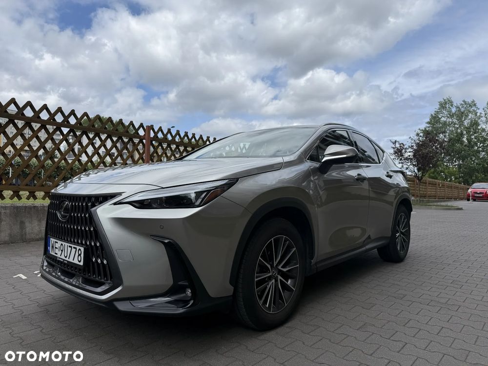 Lexus NX 350h Prestige 2WD - 1