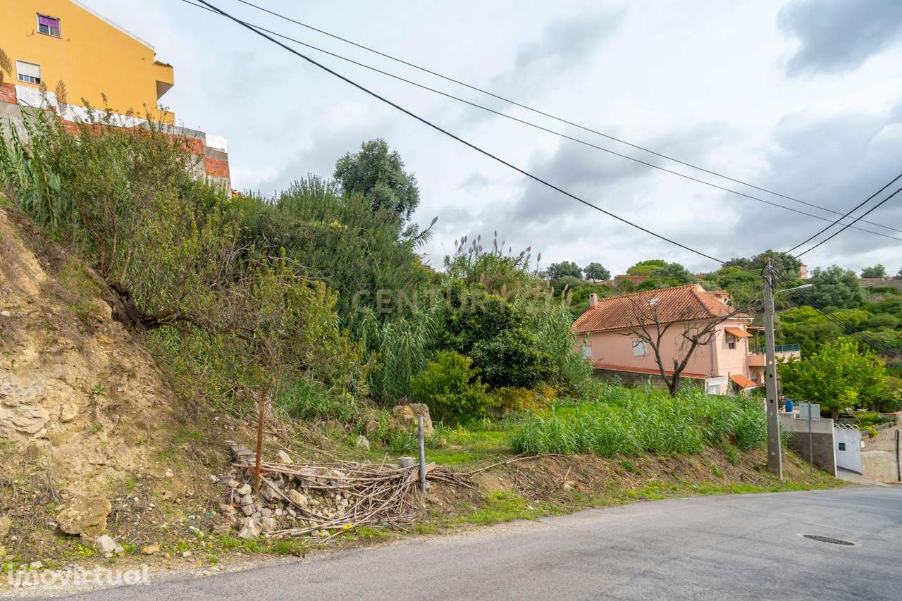 Terreno urbano em Unhos, Catujal - Grande imagem: 2/6