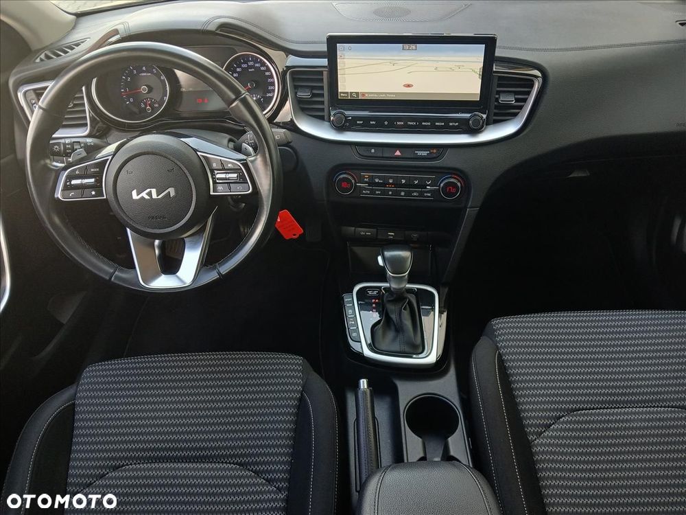 Kia Ceed 1.5 T-GDI M DCT - 8