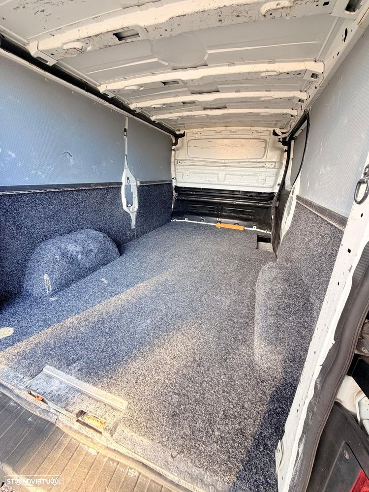 Renault trafic - 7