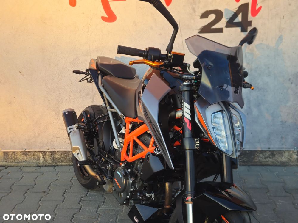 KTM Duke - 23