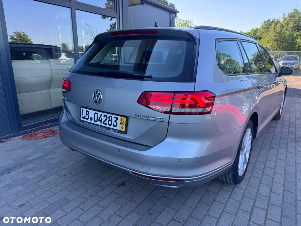Volkswagen Passat 2.0 TDI (BlueMotion Technology) DSG Comfortline - 2