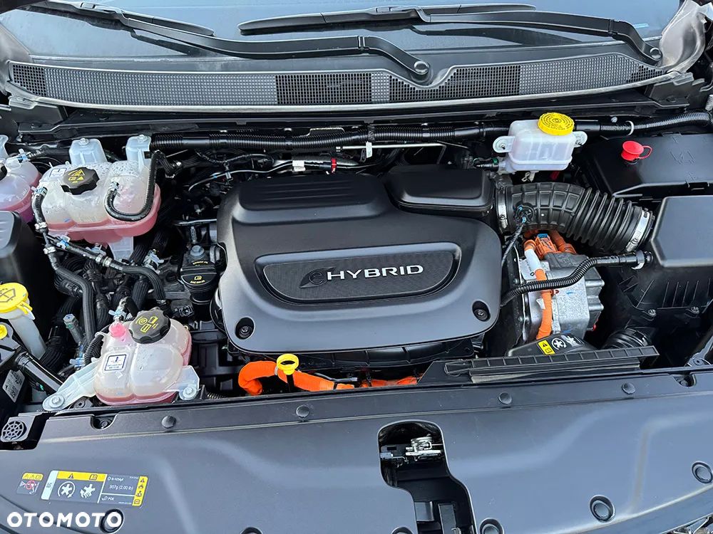 Chrysler Pacifica - 13