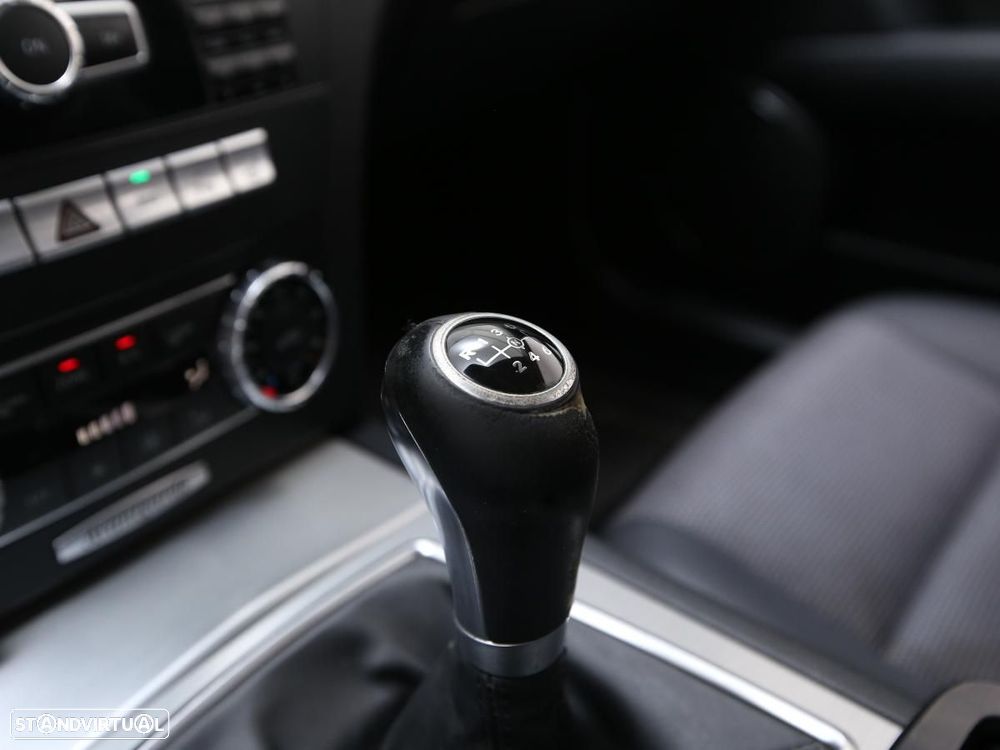 Mercedes-Benz C 220 - 21