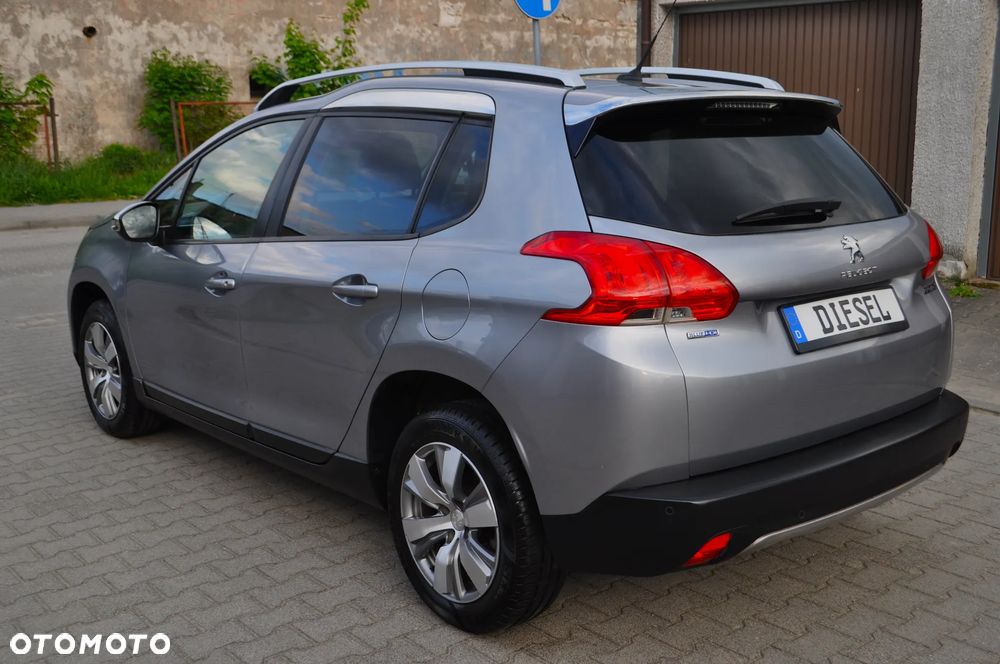 Peugeot 2008 BlueHDi 100 STOP & START Allure - 6