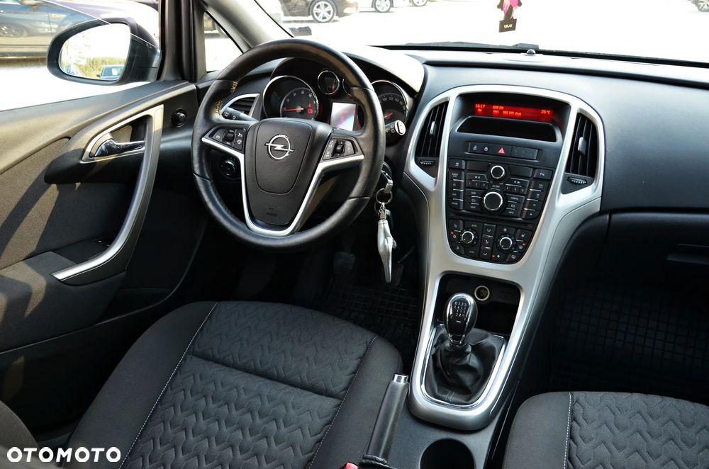 Opel Astra - 32