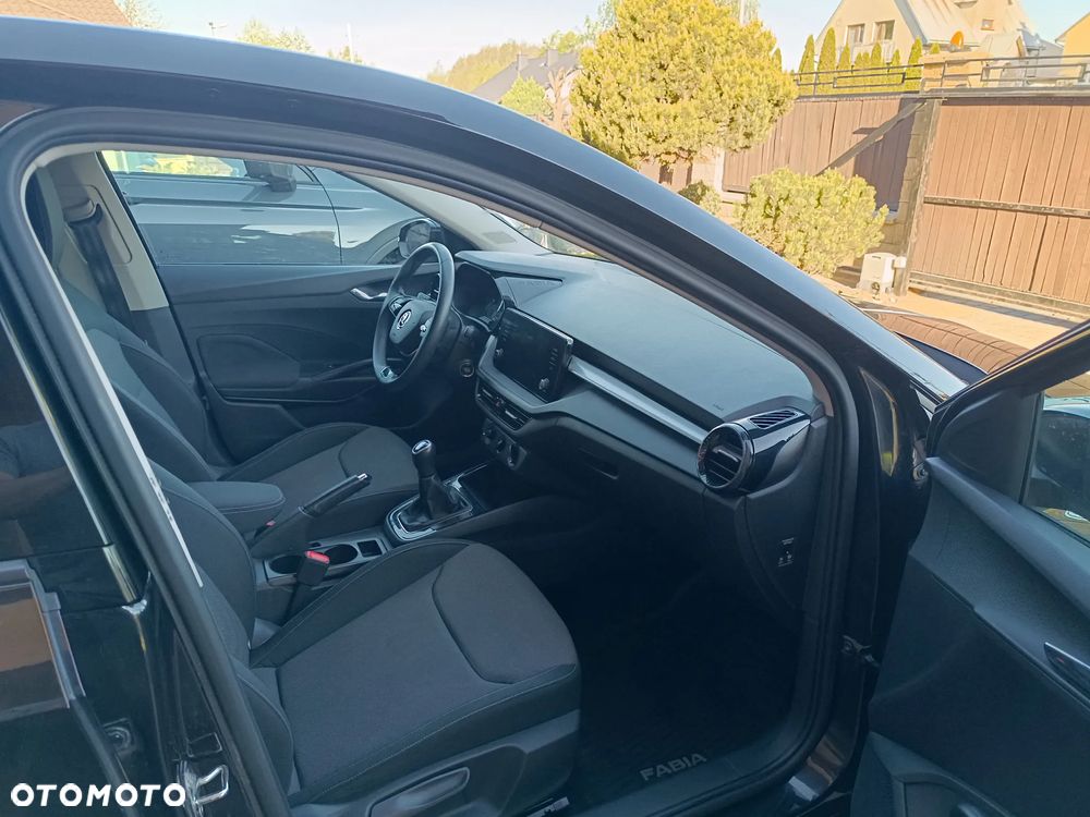 Skoda Fabia 1.0 Ambition - 11