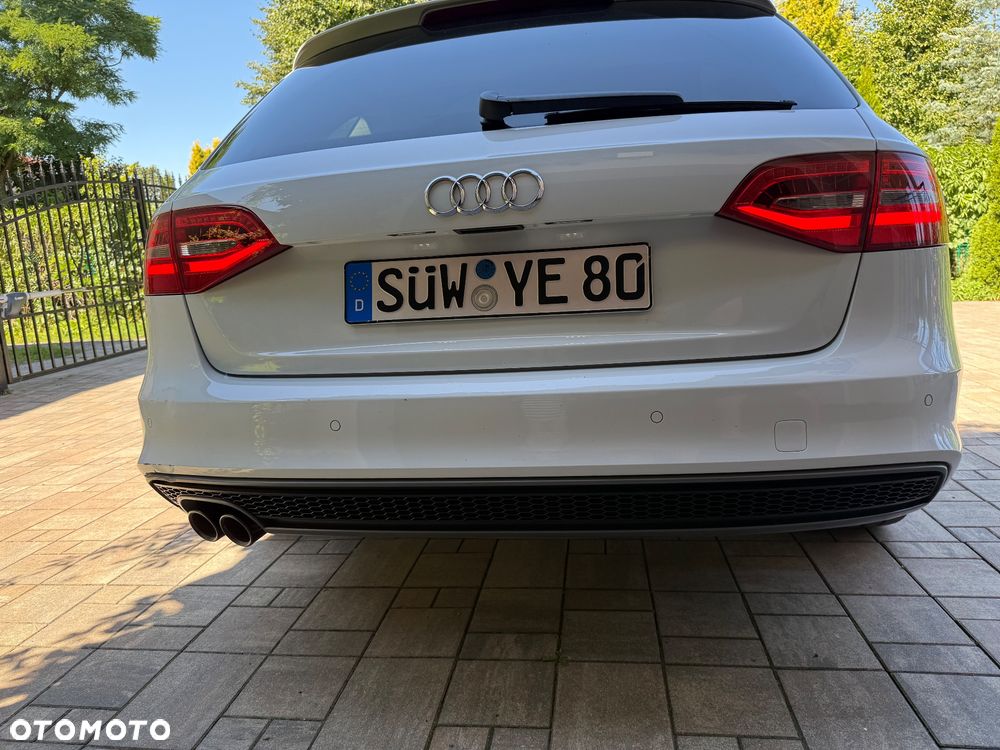 Audi A4 Avant 2.0 TDI ultra sport - 13