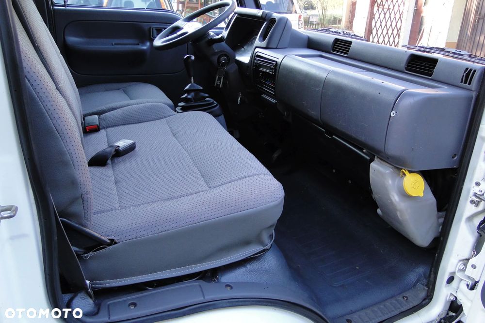 Nissan Cabstar - 9