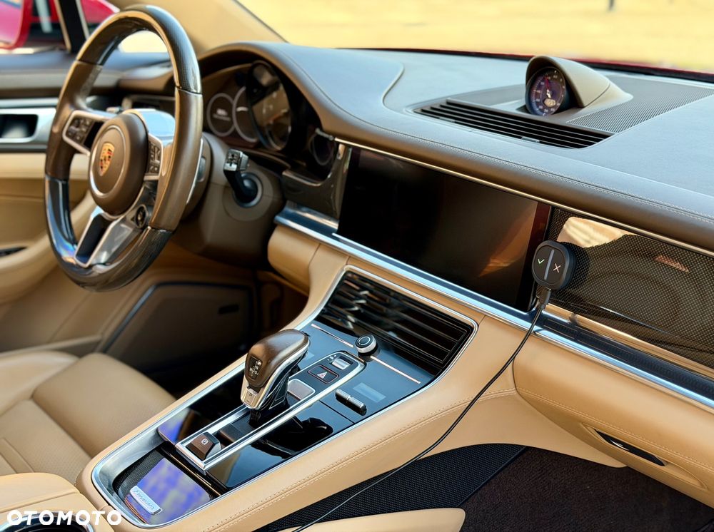 Porsche Panamera 4S GPF - 13
