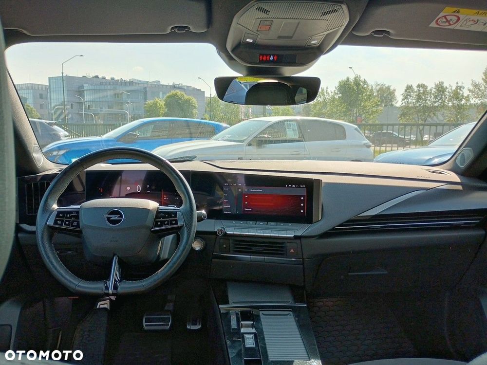 Opel Astra 1.2 T GS S&S - 8