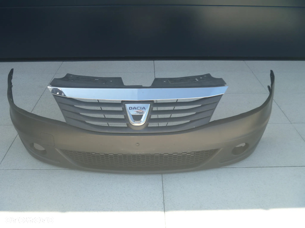 DACIA LOGAN I LIFT 08-12 ZDERZAK PRZEDNI PRZÓD ATRAPA