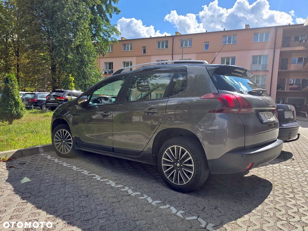 Peugeot 2008 PureTech 82 Style - 6