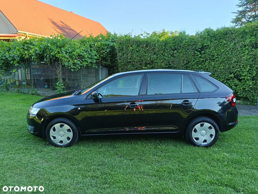 Skoda RAPID 1.6 TDI DSG Elegance - 2