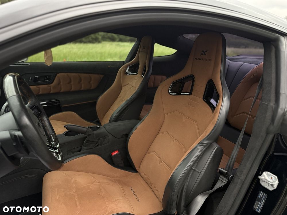 Ford Mustang - 27