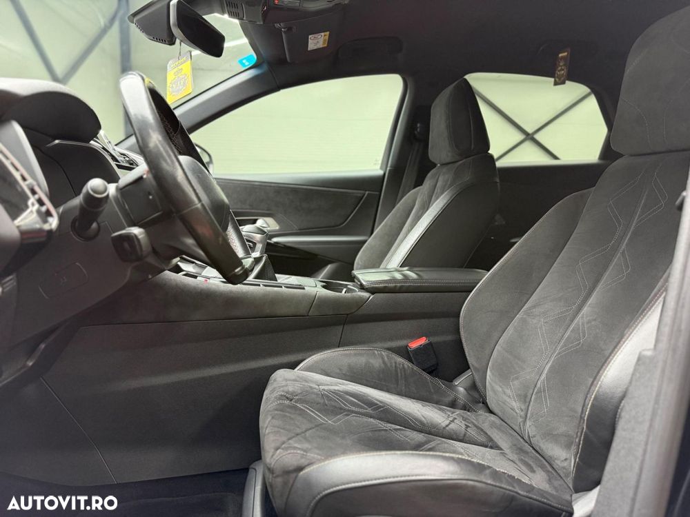 DS Automobiles DS 7 Crossback - 21