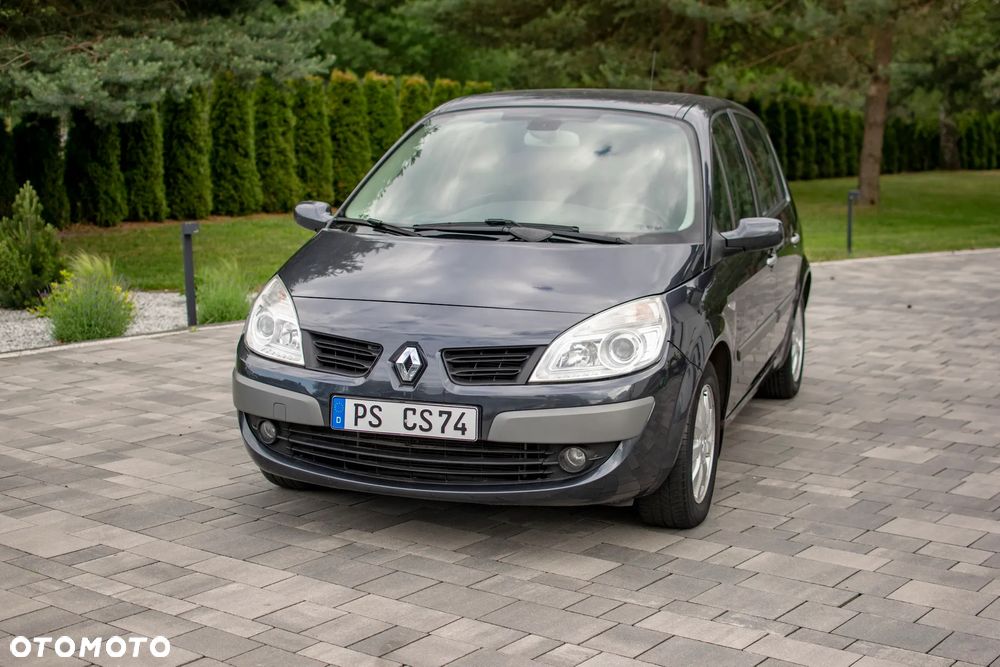 Renault Scenic - 8