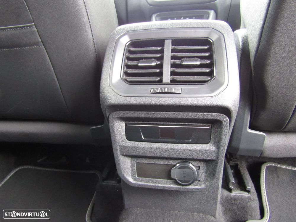 Volkswagen Tiguan Allspace 2.0 TDI R-Line DSG — fotografia 16