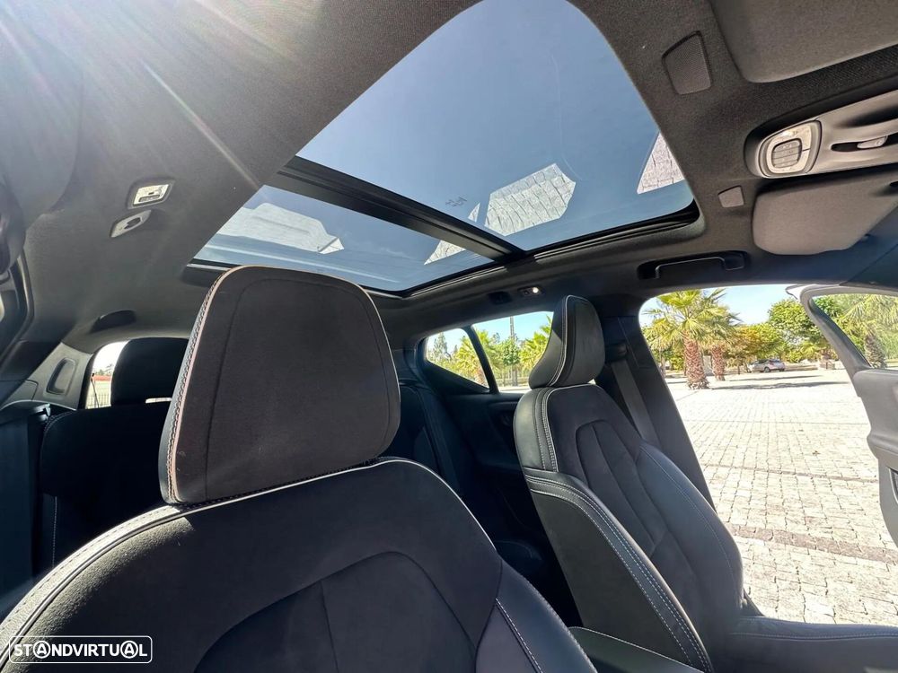 Volvo XC 40 1.5 T2 R-Design Geartronic - 20
