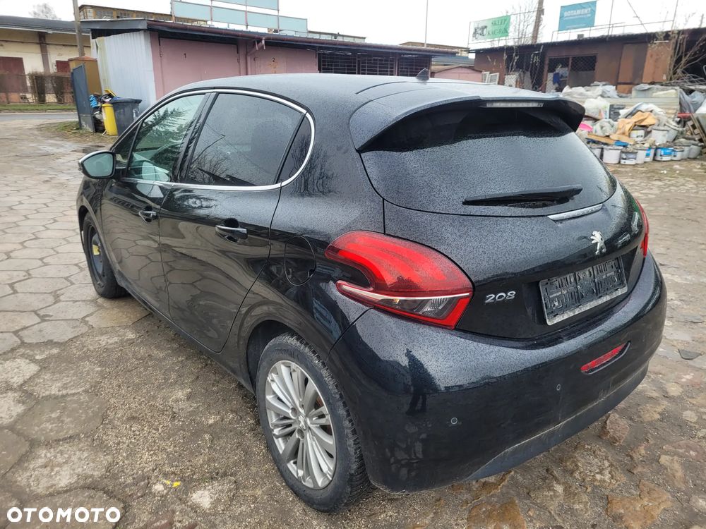 Peugeot 208 PureTech 82 Start & Stop Allure - 3