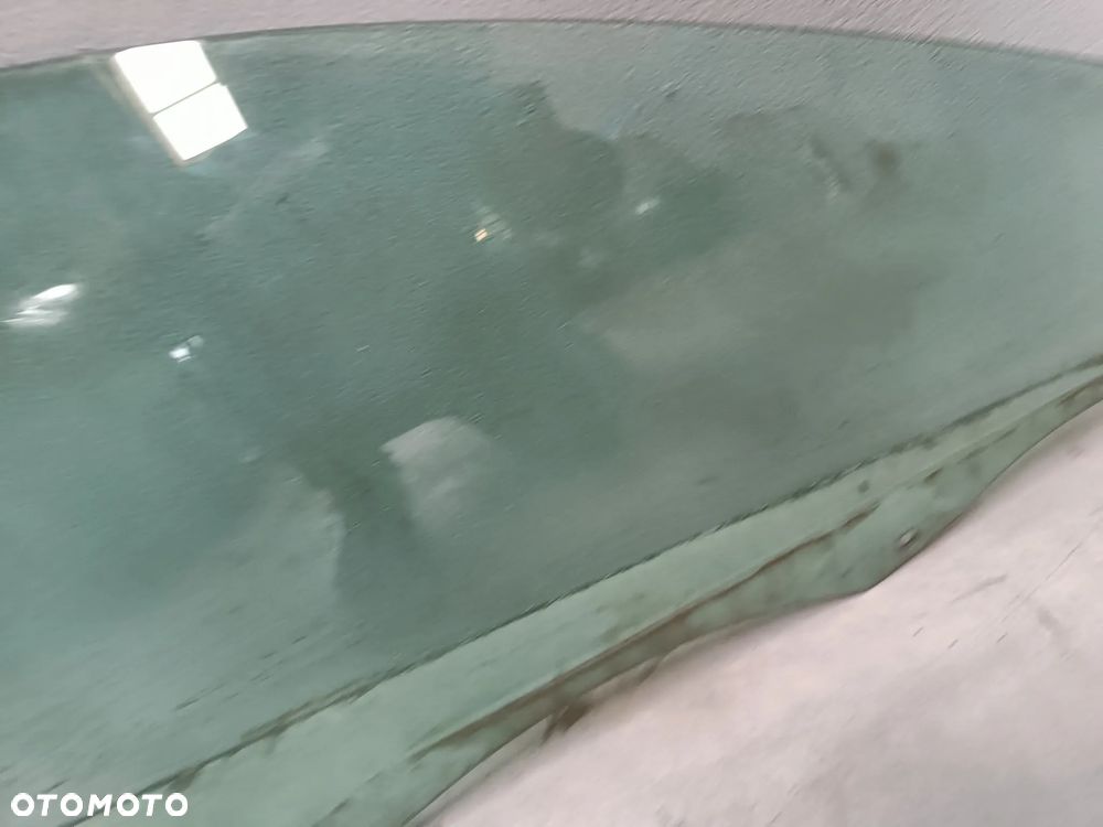 Szyba drzwi prawych Skoda Octavia 3 III Prawy Przód Przednia 5E0845202A - 4