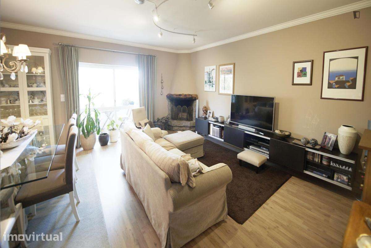 Quarto - localizado em Cascais Lisbon - Grande imagem: 5/6