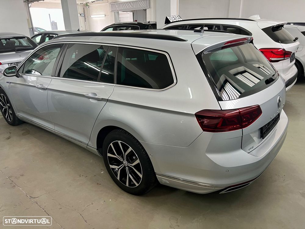 VW Passat Variant - 6