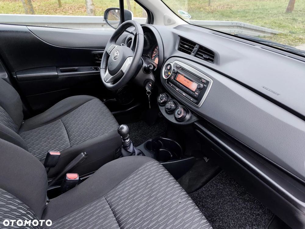 Toyota Yaris 1.33 Sol - 11