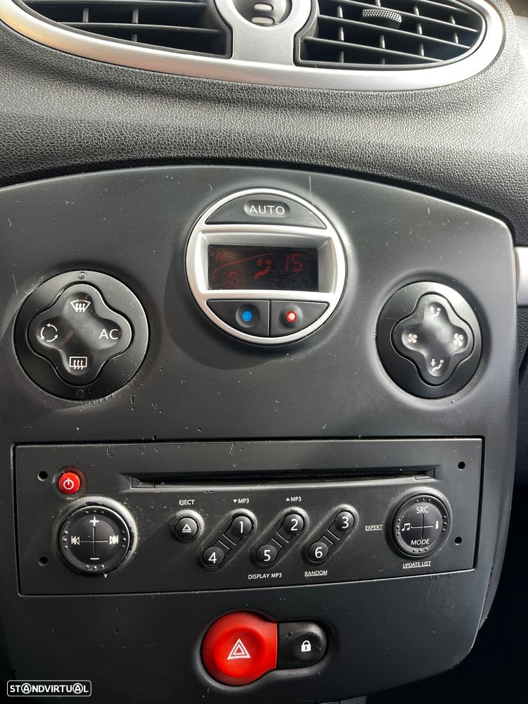 Renault Clio 1.2 TCE Dynamique S - 13