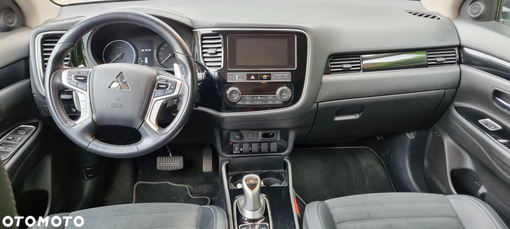 Mitsubishi Outlander 2.4 4WD Plug-In Hybrid Diamant+ - 15