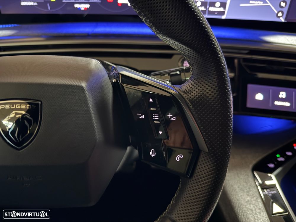 Peugeot 3008 1.2 Hybrid GT e-DCS6 - 22