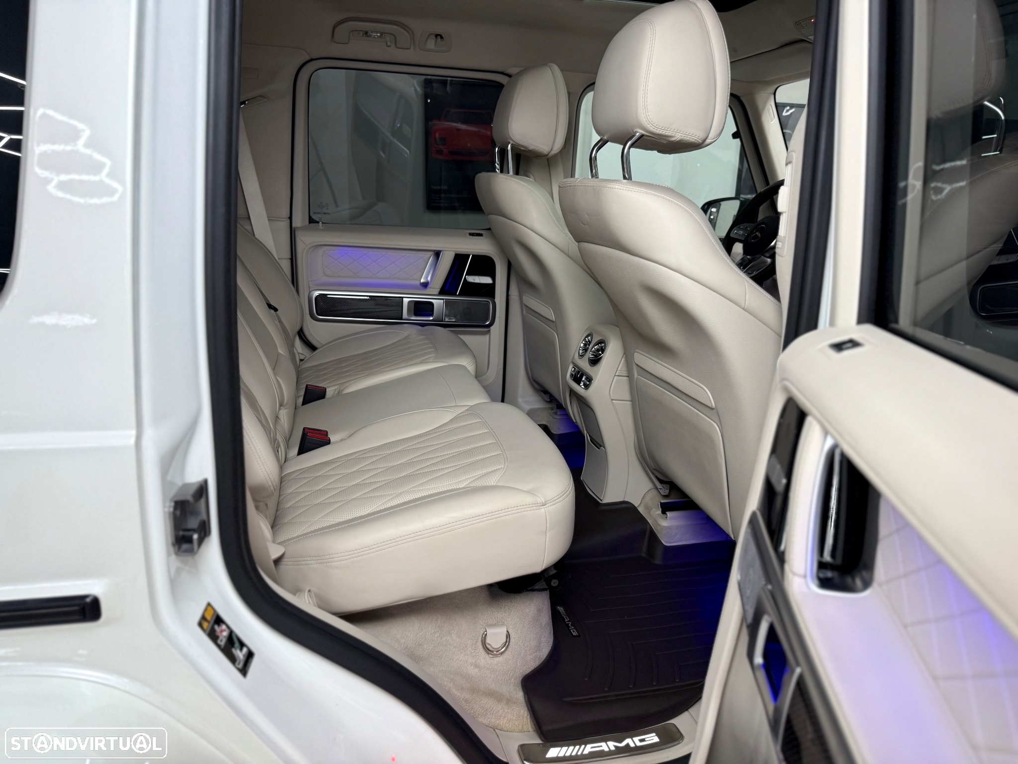 Mercedes-Benz G 63 AMG Speedshift 9G-TRONIC Grand Edition - 36
