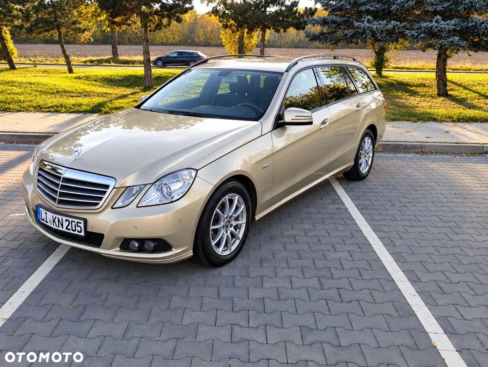Mercedes-Benz E