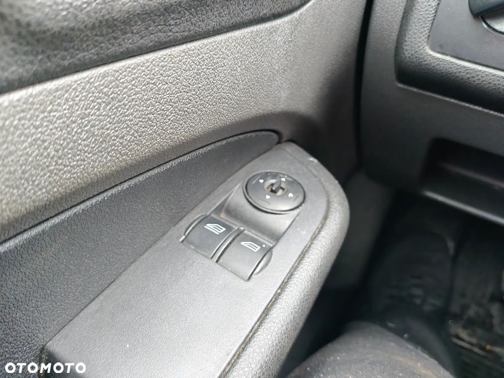 Ford Focus 1.6 Titanium - 21