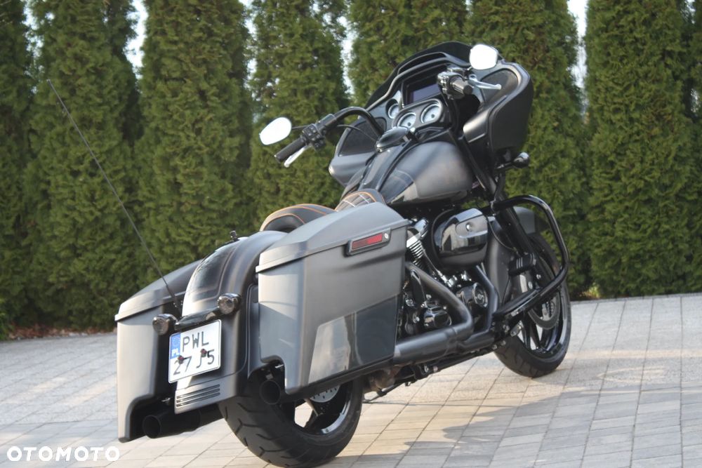 Harley-Davidson Touring Road Glide - 3