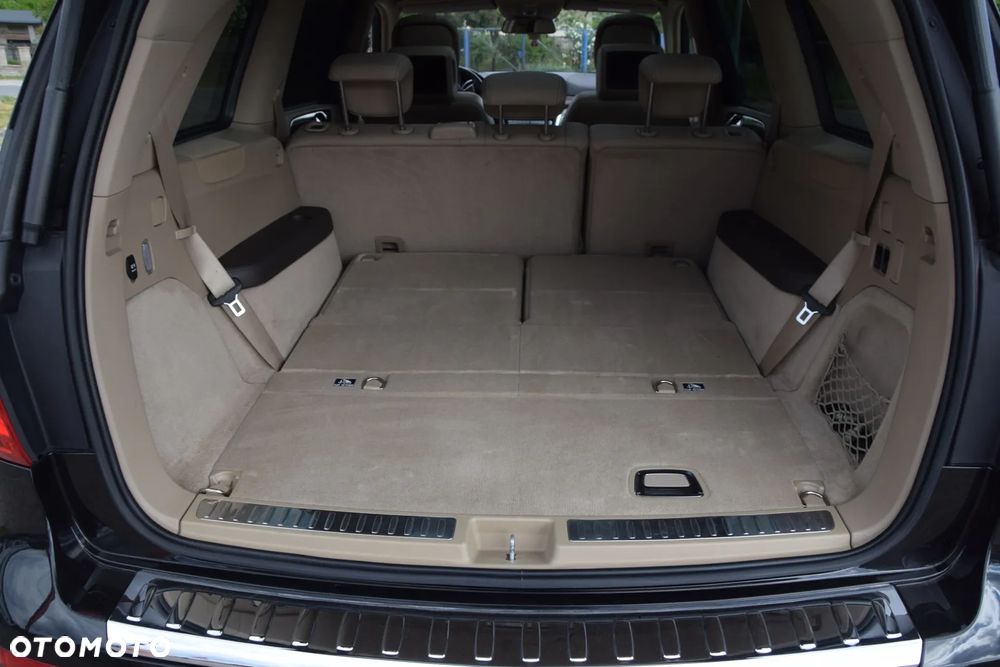 Mercedes-Benz GL 350 BlueTec 4-Matic - 16