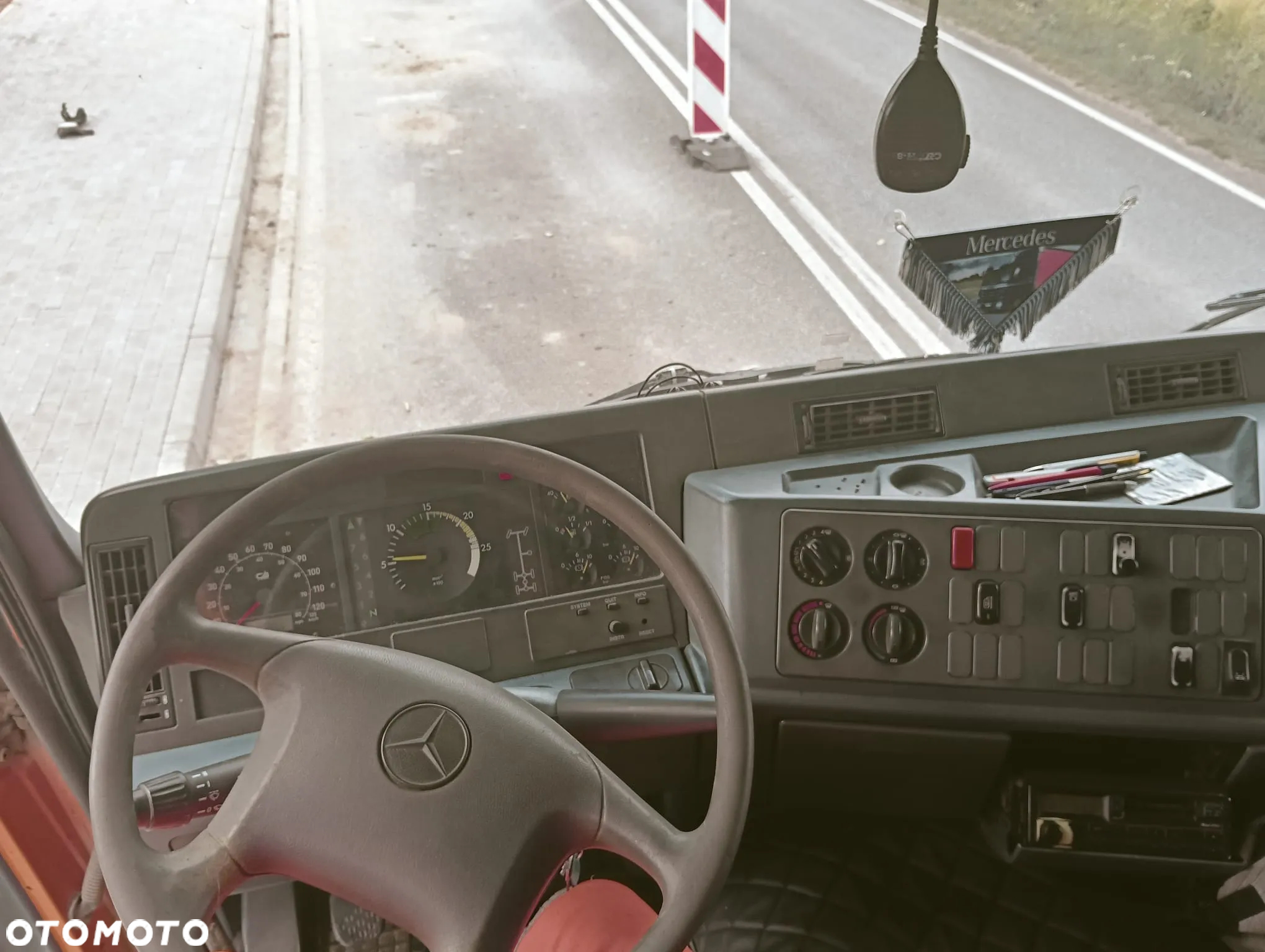 Mercedes-Benz ACTROS 3331 - 5