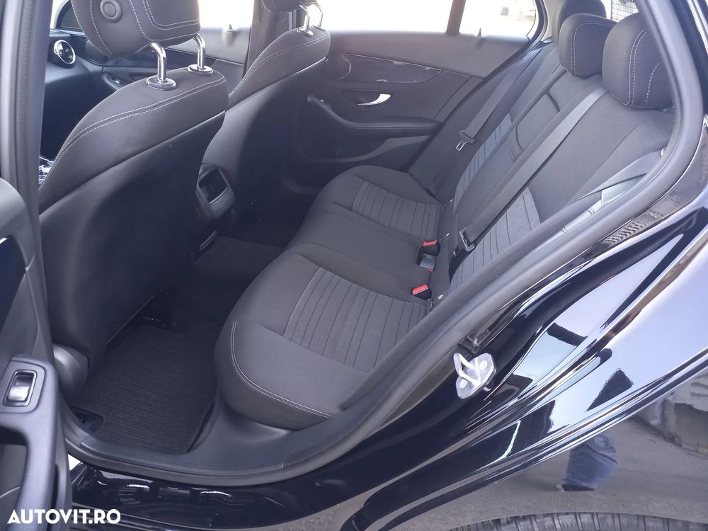 Mercedes-Benz C - 14