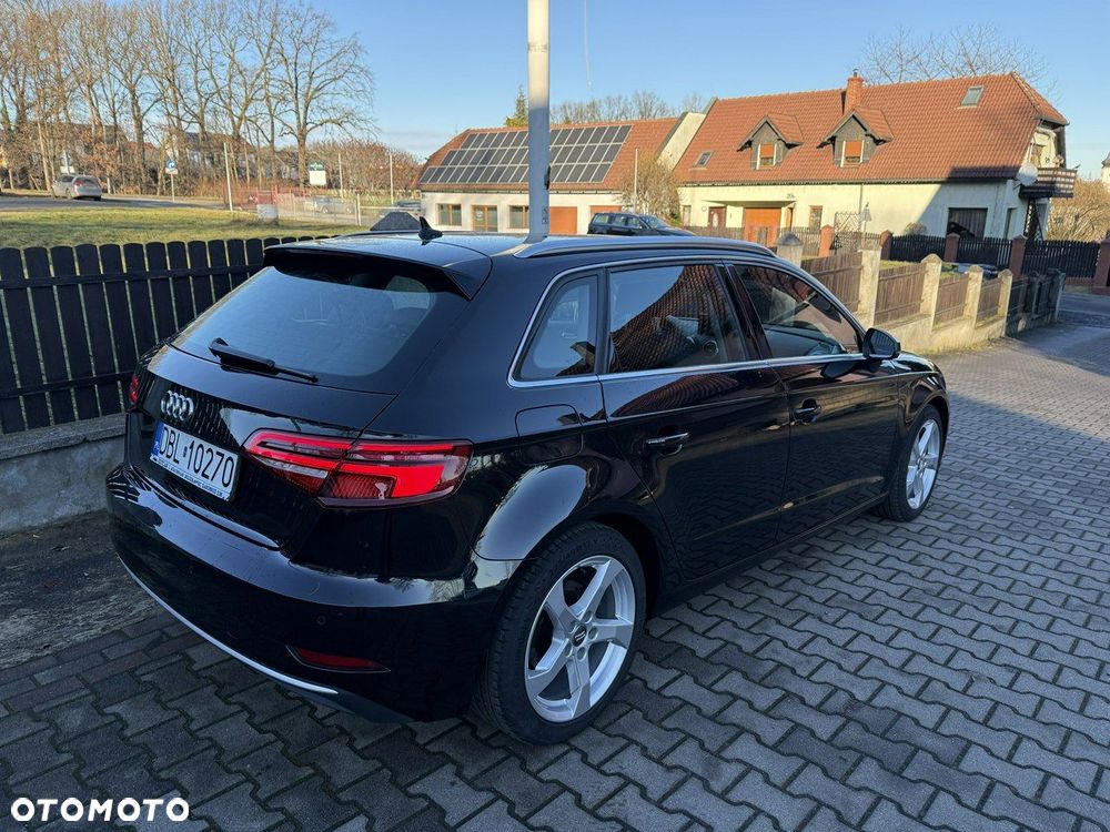 Audi A3 Sportback 2.0 TDI Edycja Specjalna S tronic - 4