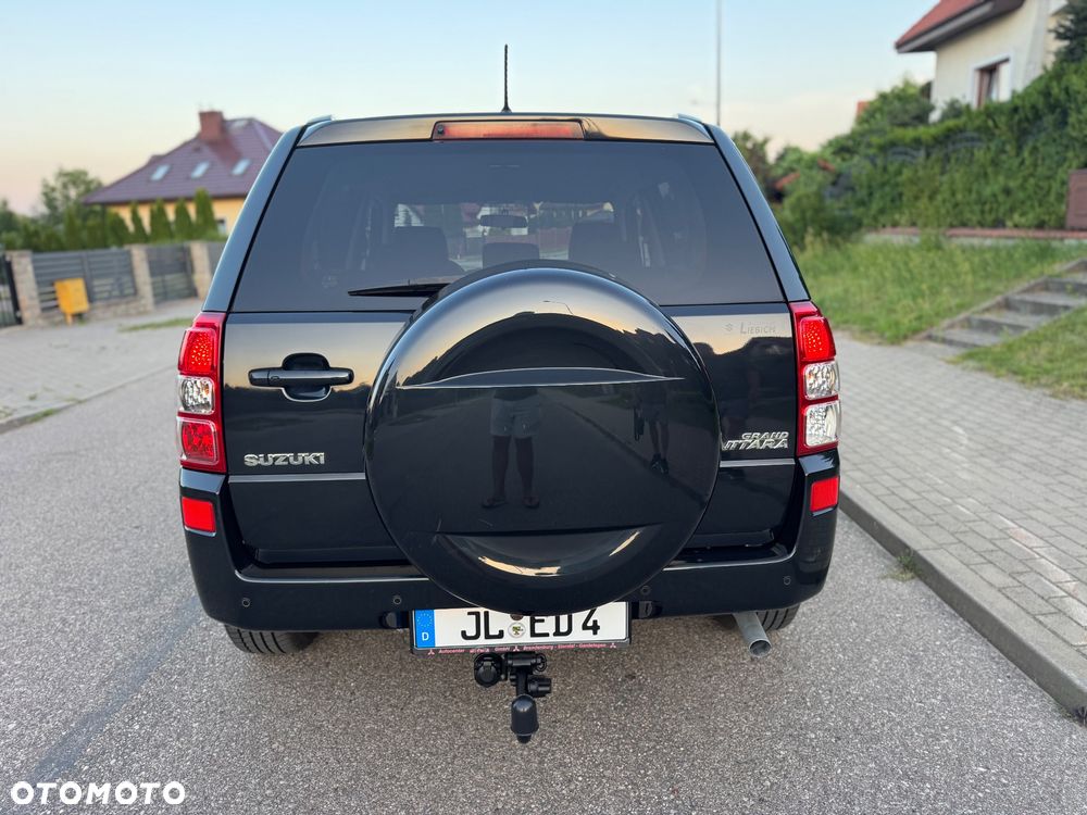 Suzuki Grand Vitara 2.0 Comfort Family - 11