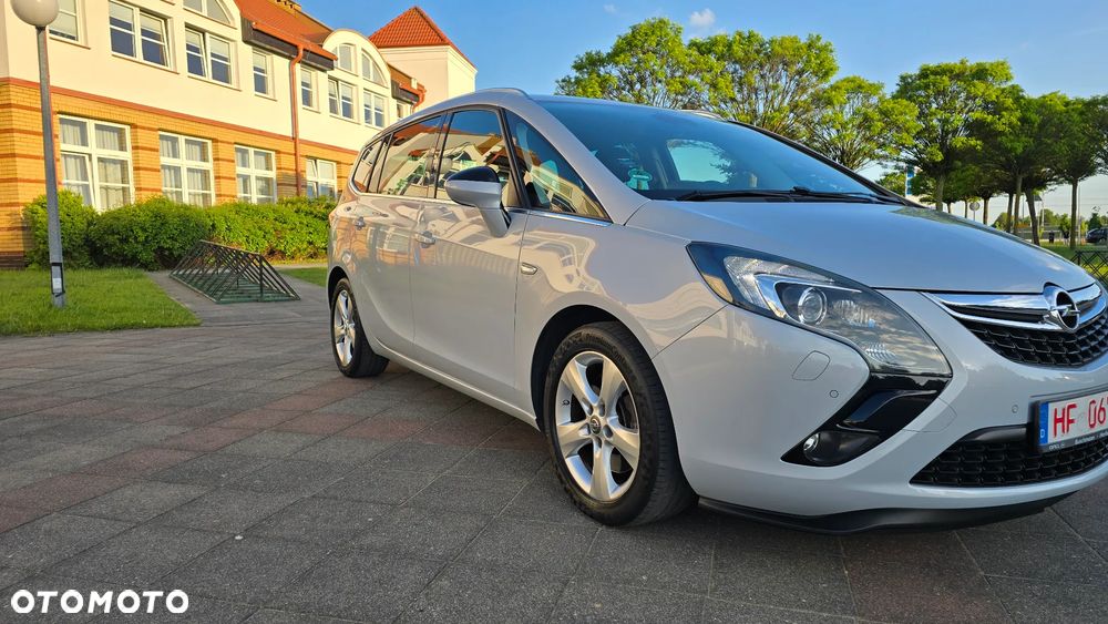 Opel Zafira - 35