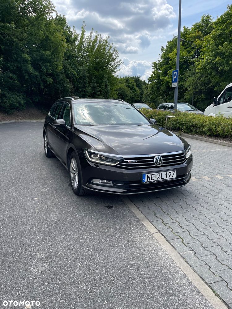 Volkswagen Passat - 2