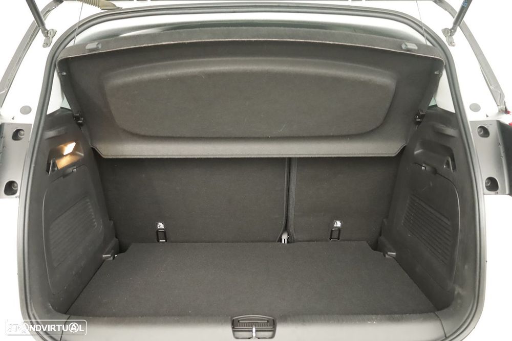 Opel Crossland X 1.2 T 120 Anos - 23