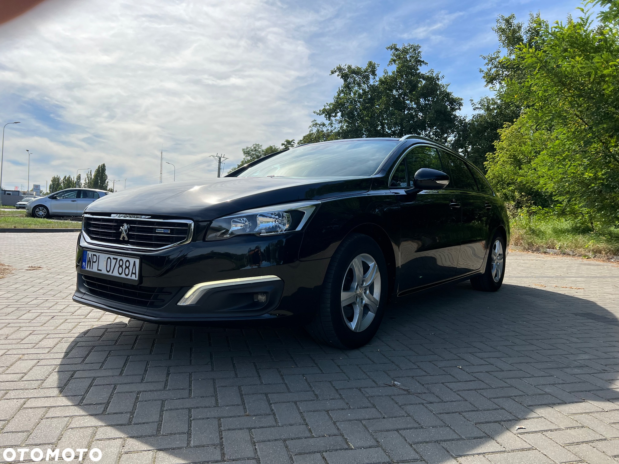 Peugeot 508 SW HDi FAP 140 Family - 24
